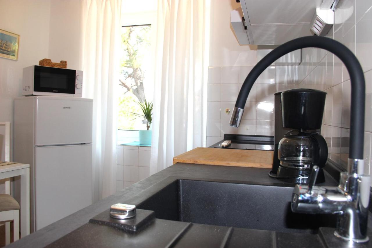 Cappelli Apartments - Losinj マリ・ロシニュ エクステリア 写真