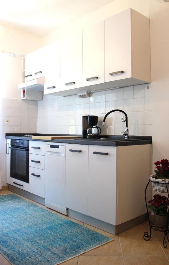 Cappelli Apartments - Losinj マリ・ロシニュ エクステリア 写真